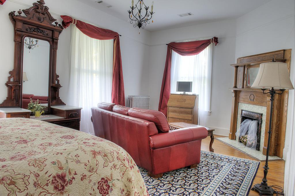 The Jackie O' House Bed And Breakfast Columbus Extérieur photo